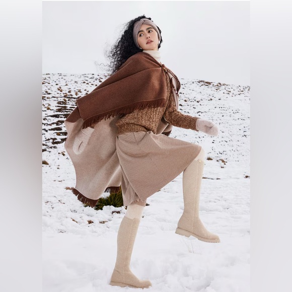 Vivaia Filipa Wool Knee Hi Tall Boots Pull On Womens Size 9.5 /41 Beige taupe - Picture 2 of 15